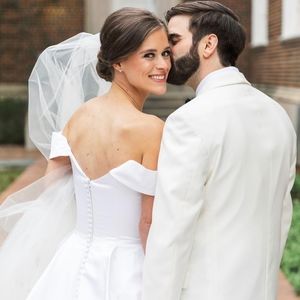 Meet your Posher, Victoria